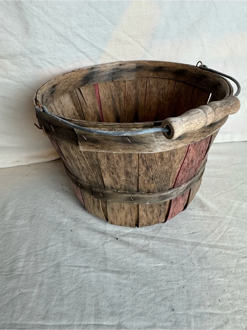 Primitive Rustic Wooden Splint Basket Red Accent Wire Handle Farmhouse Decor